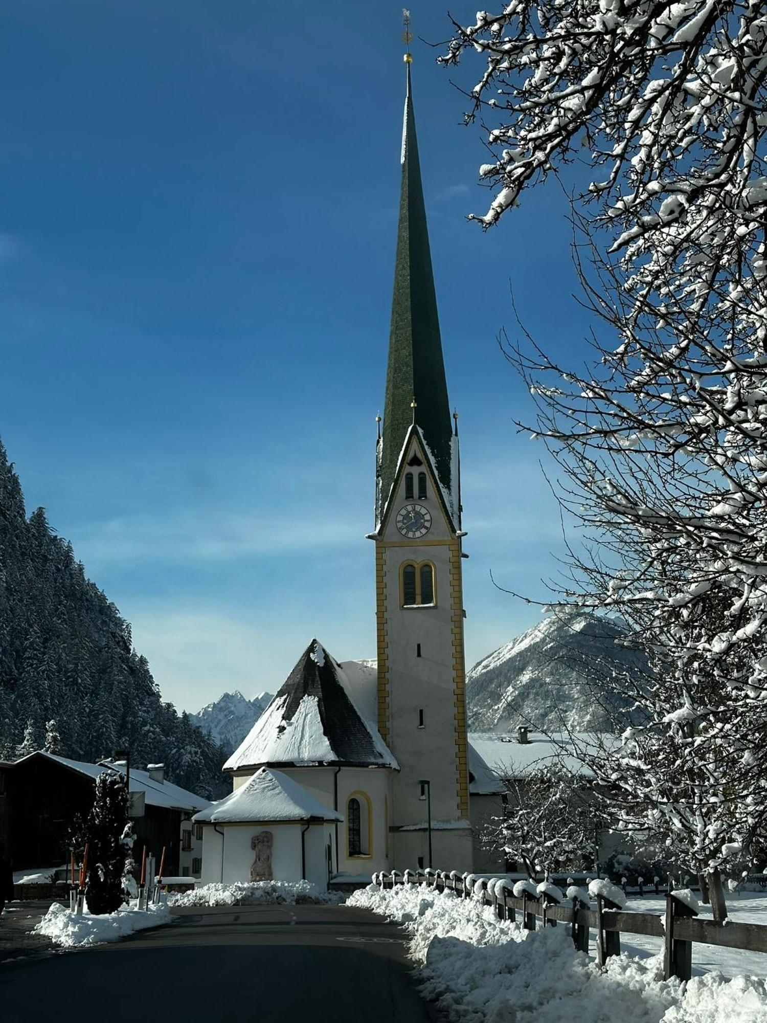 Hotel Cafe-Zillertal Strass im Zillertal Exterior foto