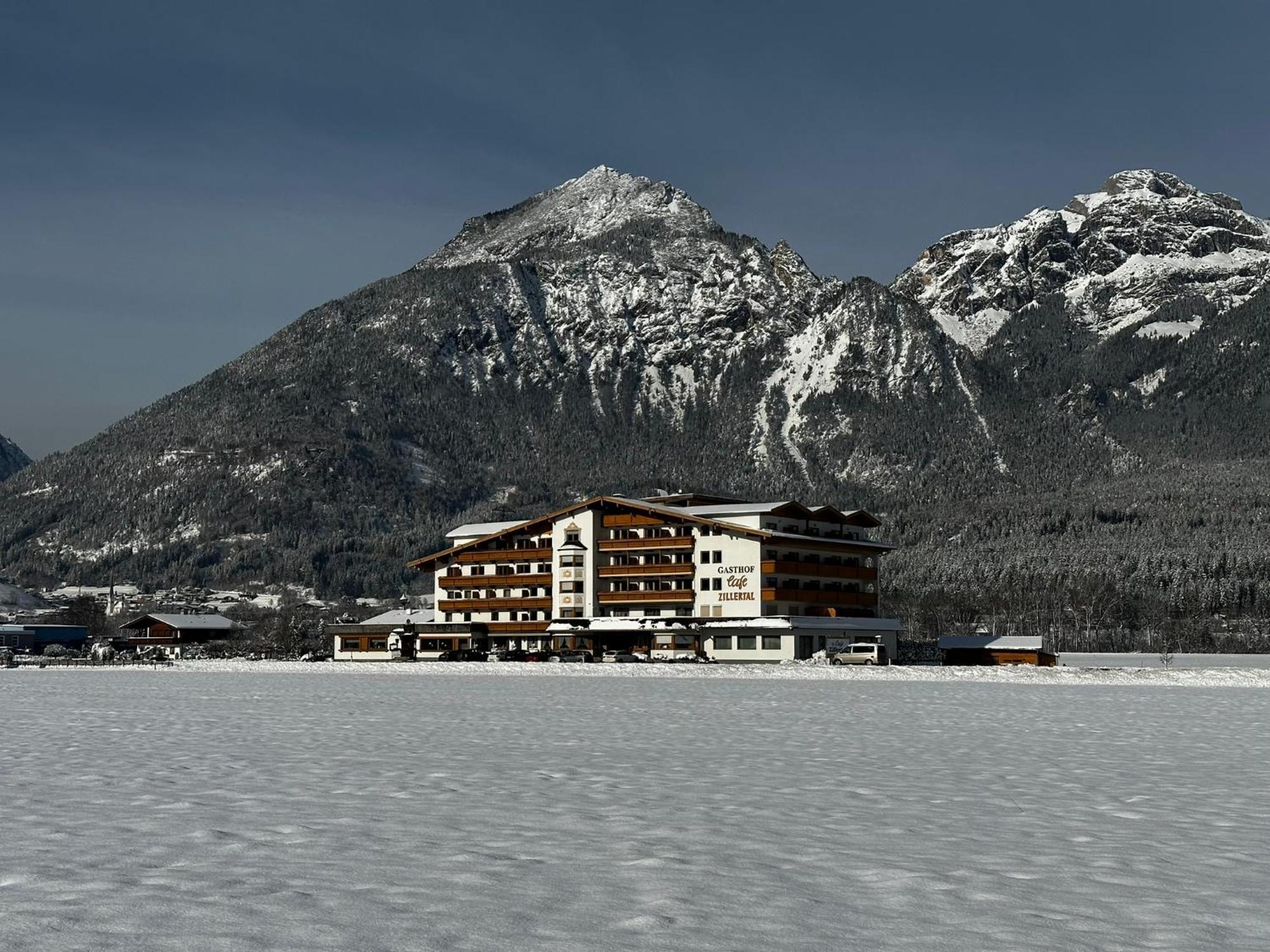 Hotel Cafe-Zillertal Strass im Zillertal Exterior foto